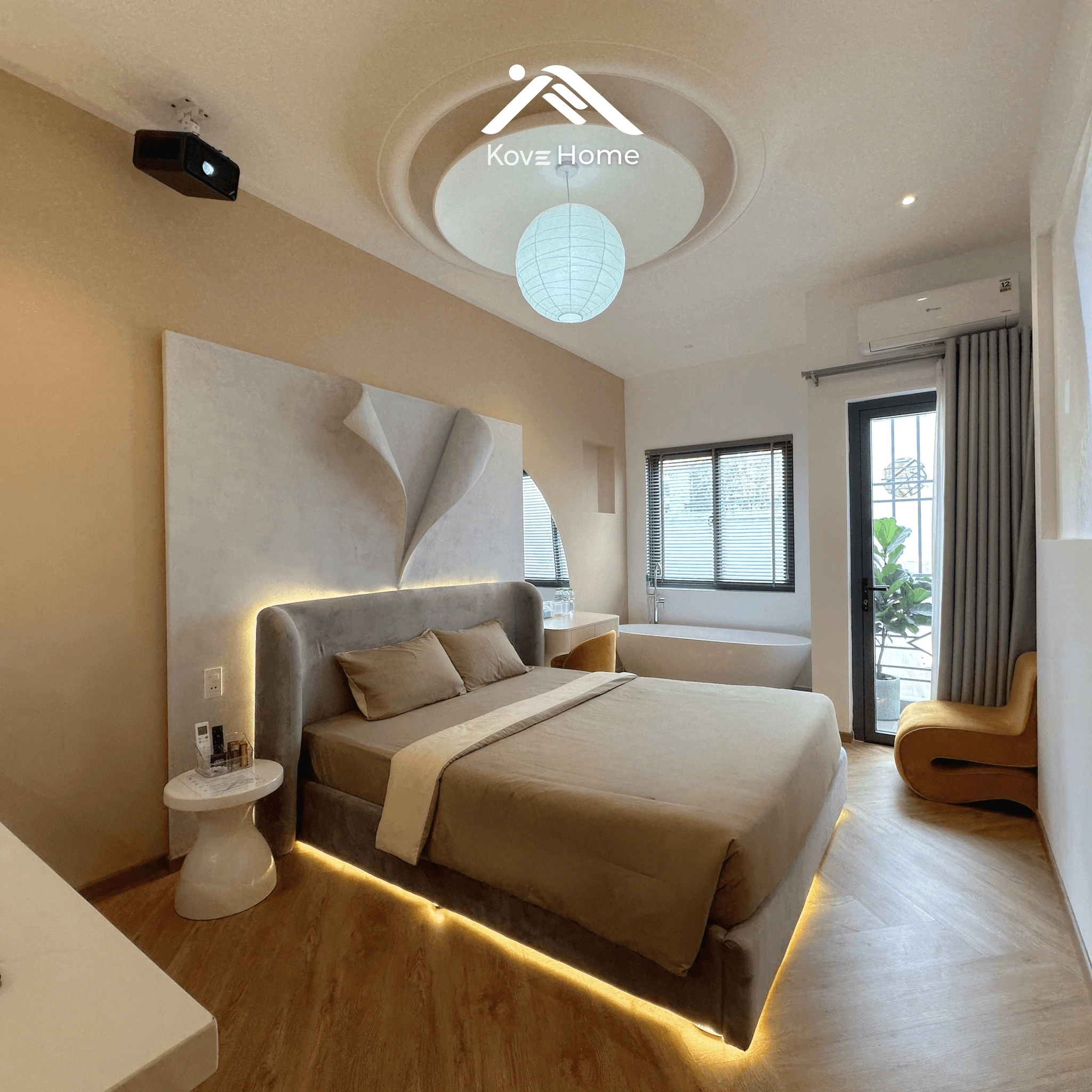 Không gian được chuẩn bị trước giờ hẹn